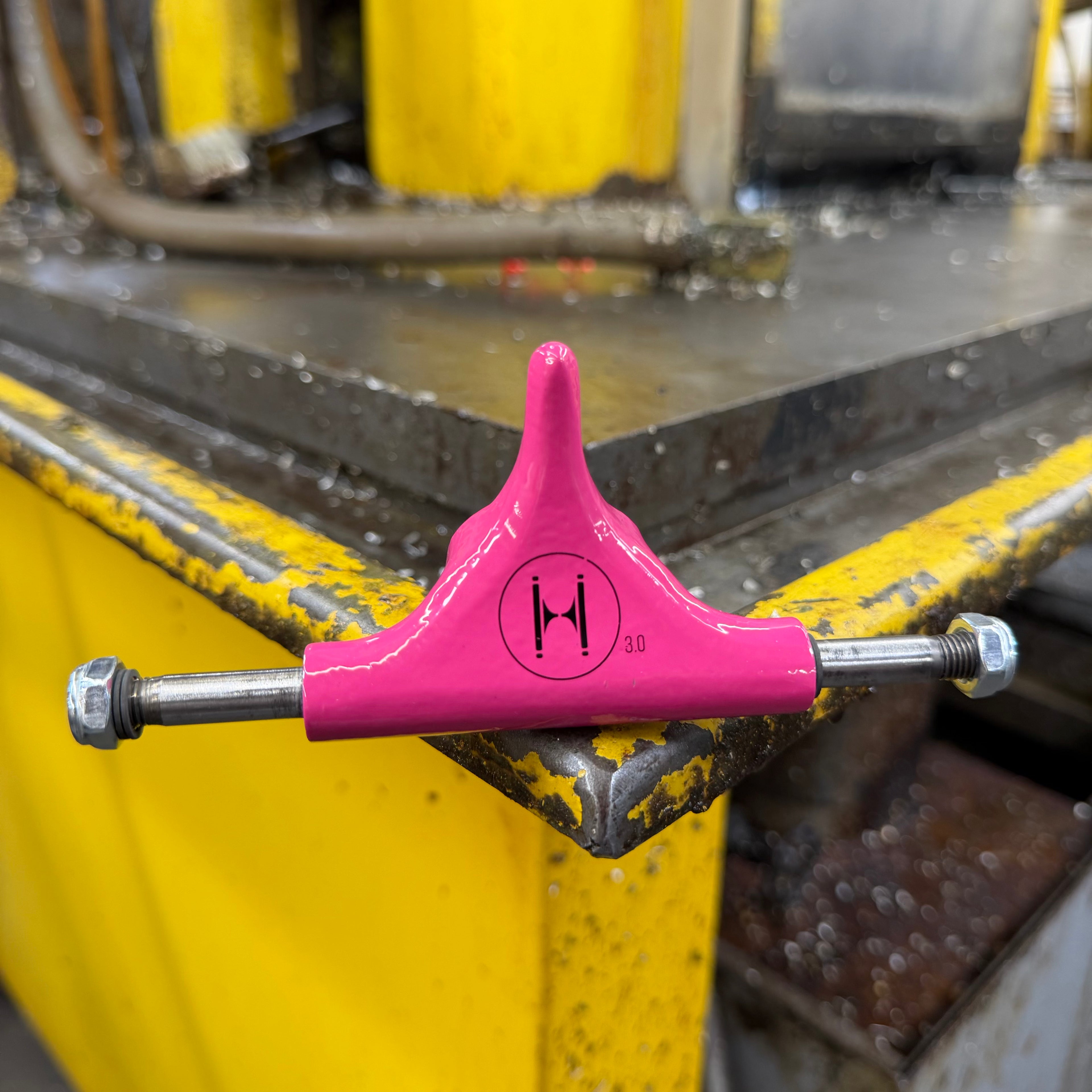 Huck Trucks - Pink 3.0" - set of 4
